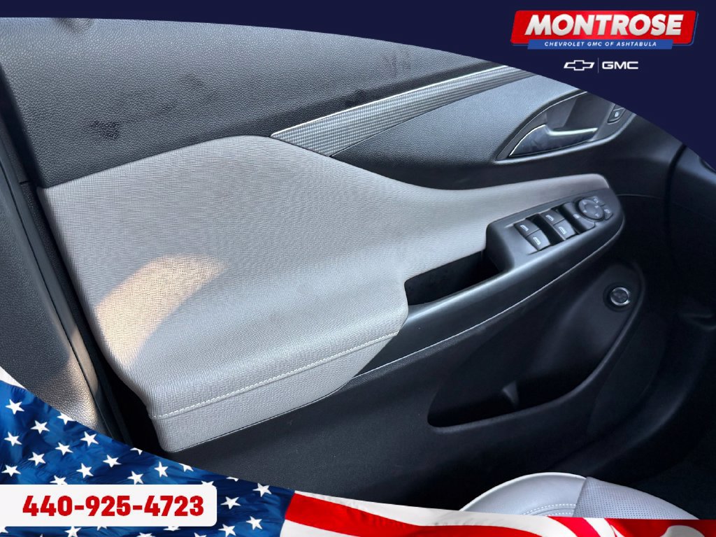 Used 2025 Buick Envista Avenir FWD image 35