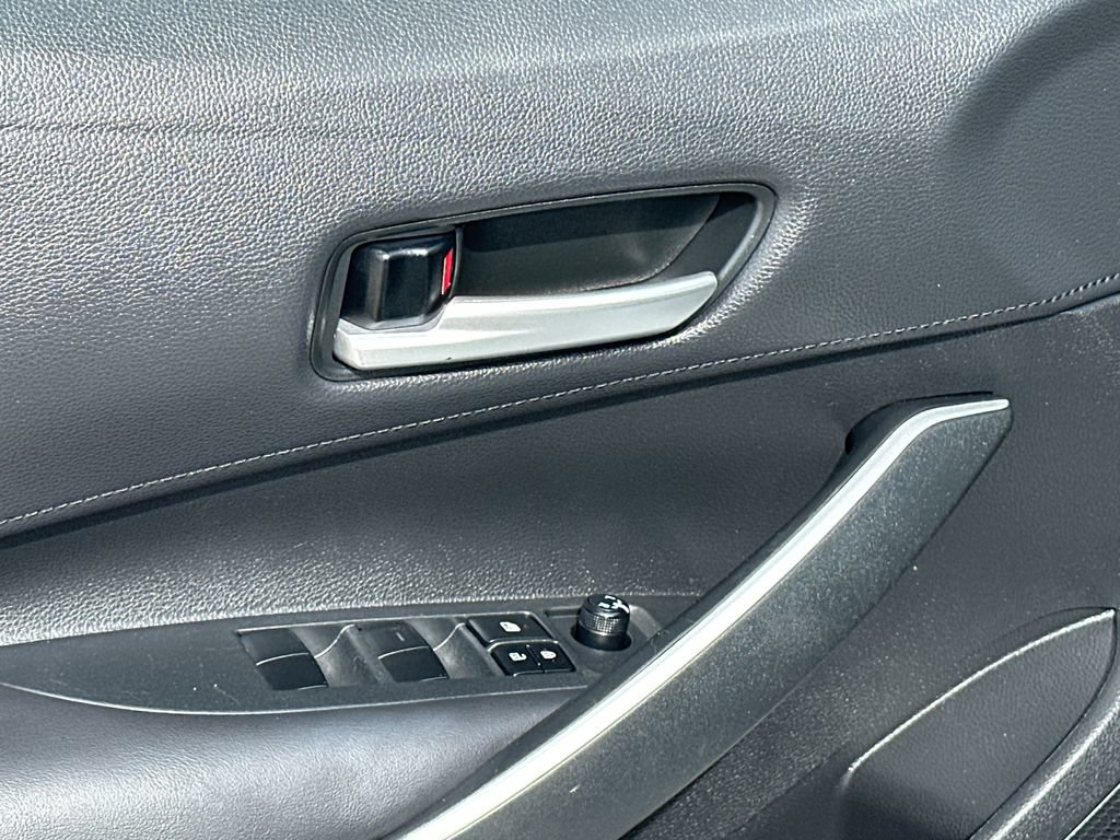 Used 2020 Toyota Corolla SE FWD image 16