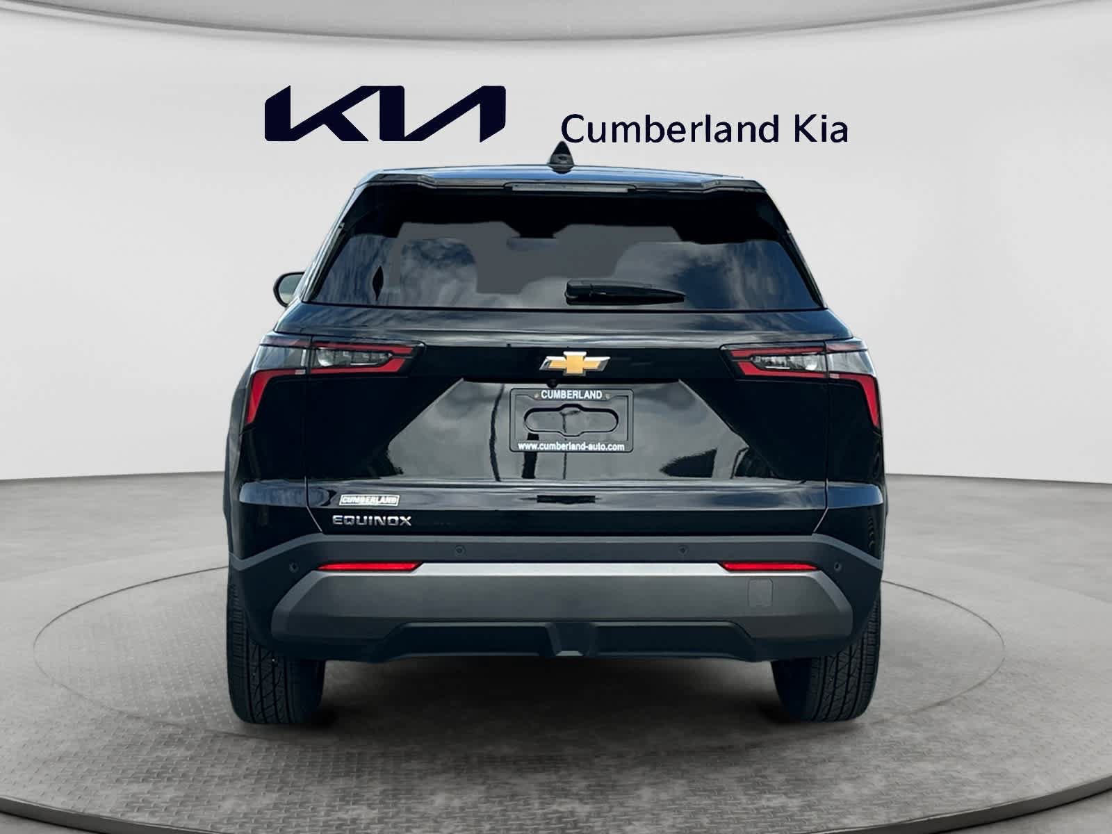 Used 2026 Chevrolet Equinox LT FWD image 4