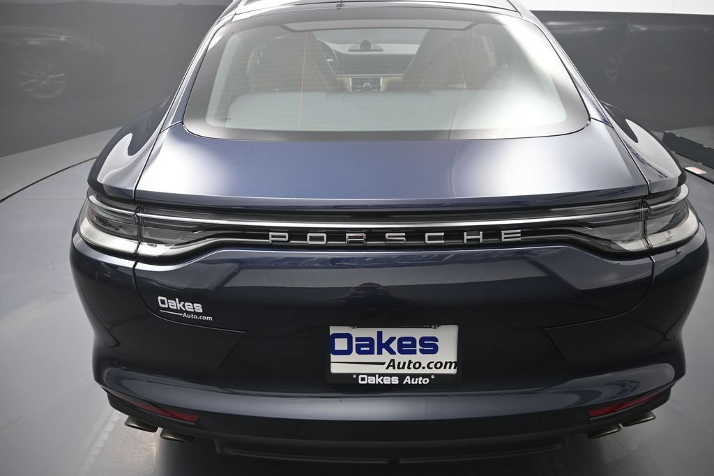 Used 2023 Porsche Panamera 4S w/ Premium Package AWD/4WD image 33