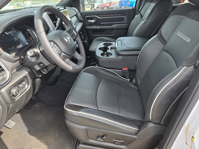 Used 2026 RAM 2500 Laramie AWD/4WD image 30