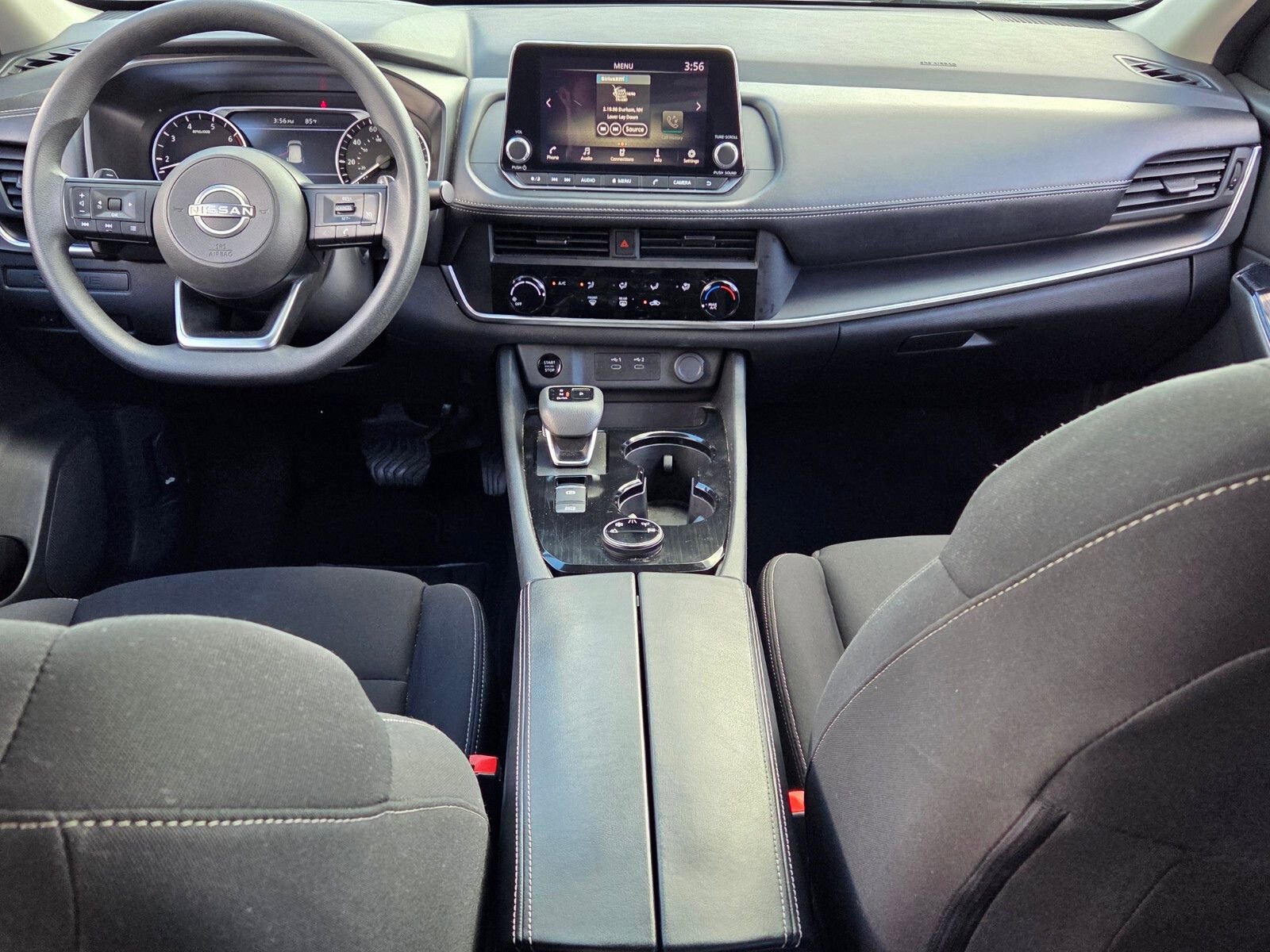 Used 2024 Nissan Rogue S image 8