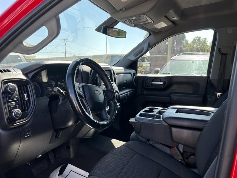 Used 2020 Chevrolet Silverado 1500 Custom w/ Custom Value Package AWD/4WD image 19