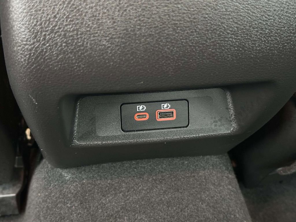 Used 2025 Nissan Altima 2.5 SR AWD/4WD image 13