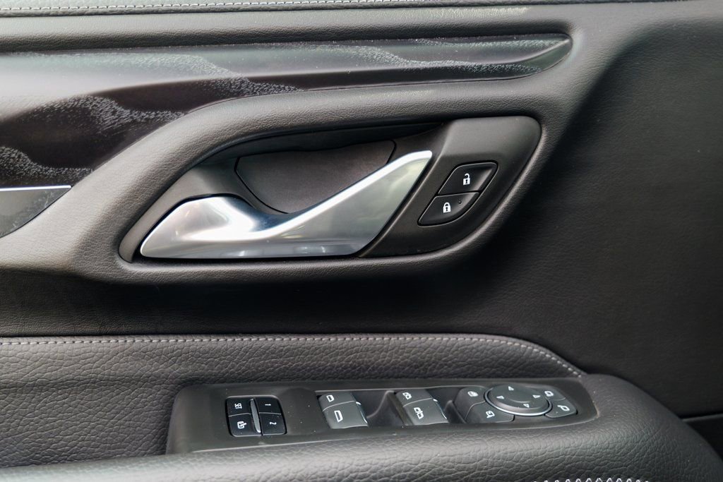 Used 2022 GMC Yukon XL Denali image 17