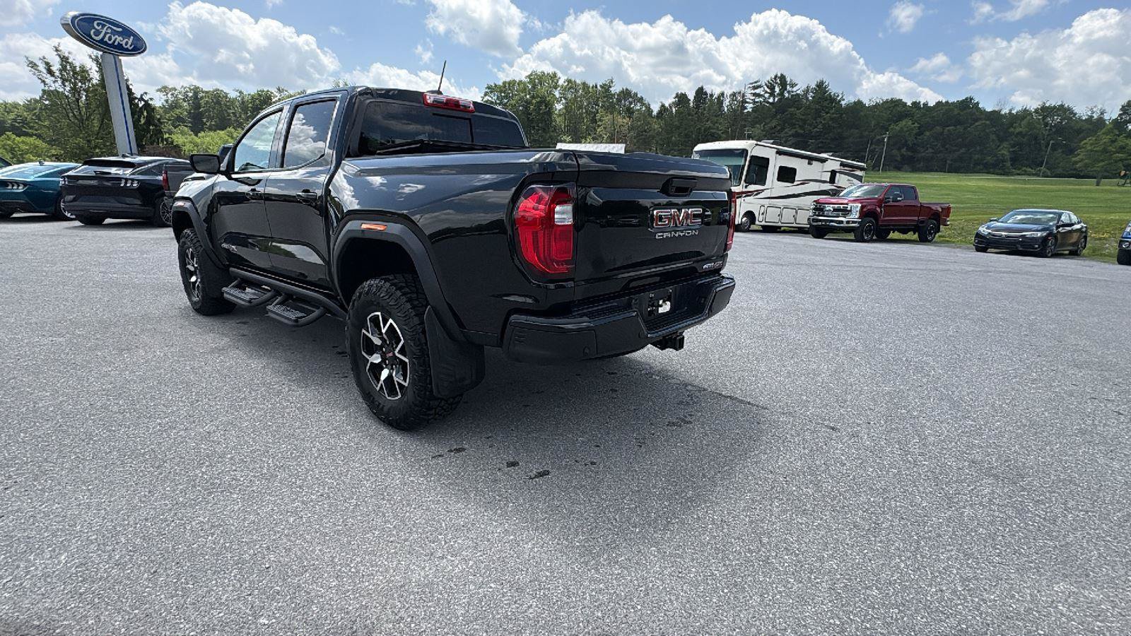 Used 2023 GMC Canyon AT4X AWD/4WD image 6