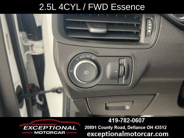 Used 2020 Buick Envision Essence w/ Experience Buick Package image 36
