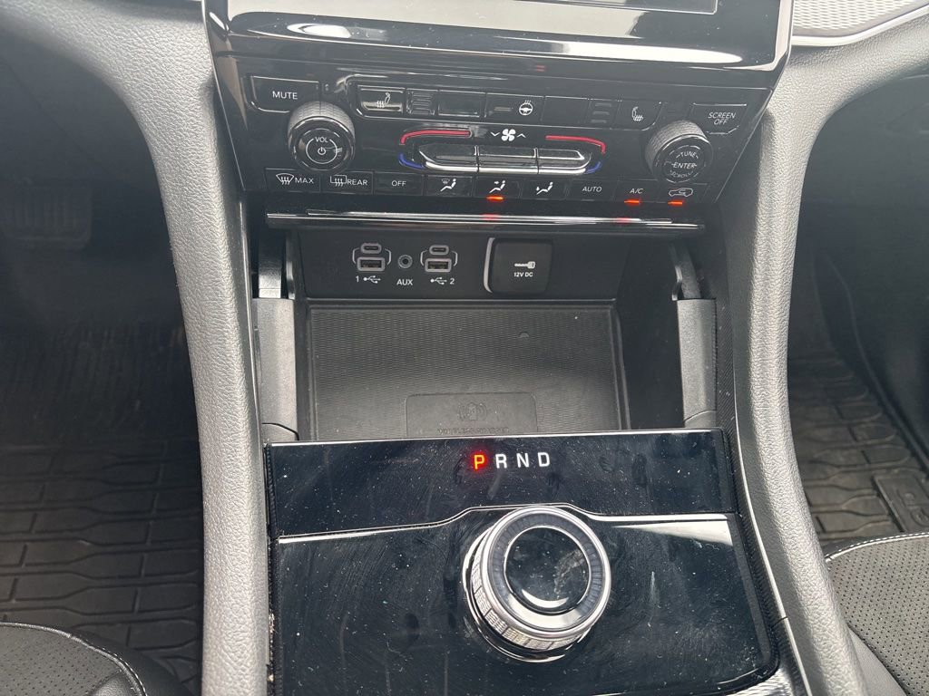 Used 2025 Jeep Grand Cherokee L Altitude image 16