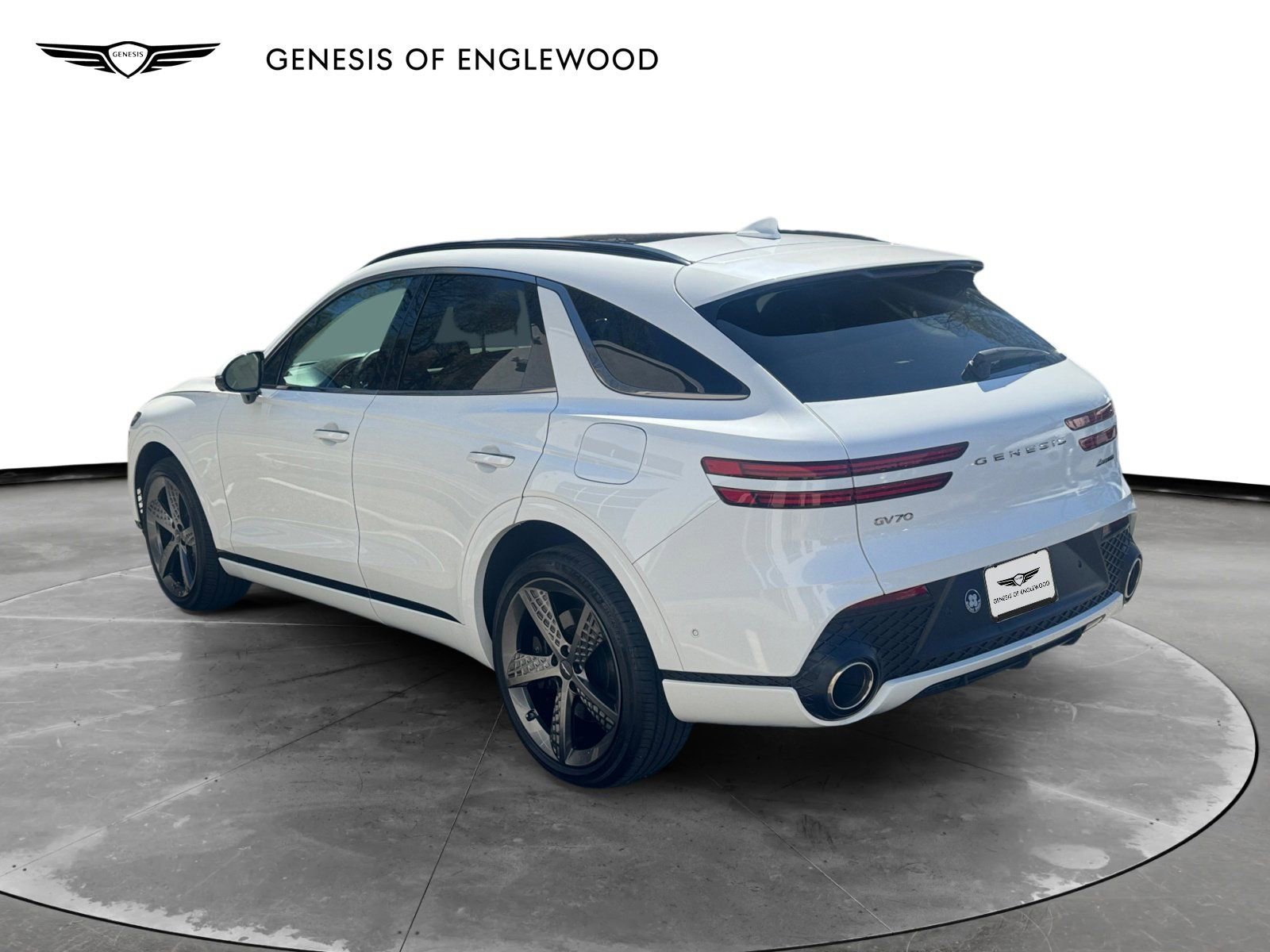 Used 2025 Genesis GV70 3.5T Sport w/ Sport Advanced Package image 12