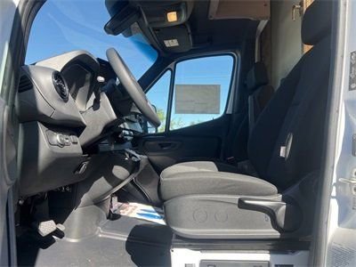Used 2024 Mercedes-Benz Sprinter 4500 image 14