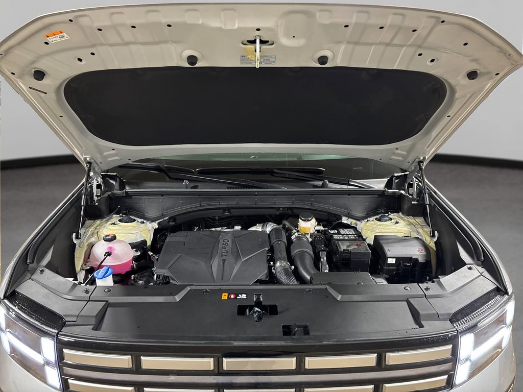 Used 2025 Hyundai Santa Fe SEL image 13