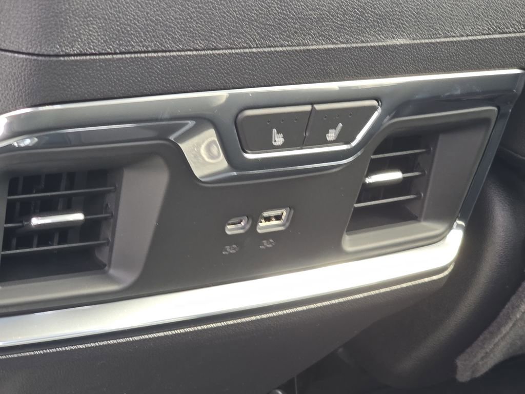 New 2026 GMC Sierra 1500 SLT w/ SLT Premium Package image 7