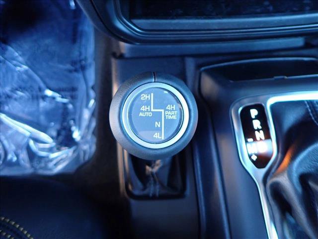 Used 2025 Jeep Wrangler Sahara image 22