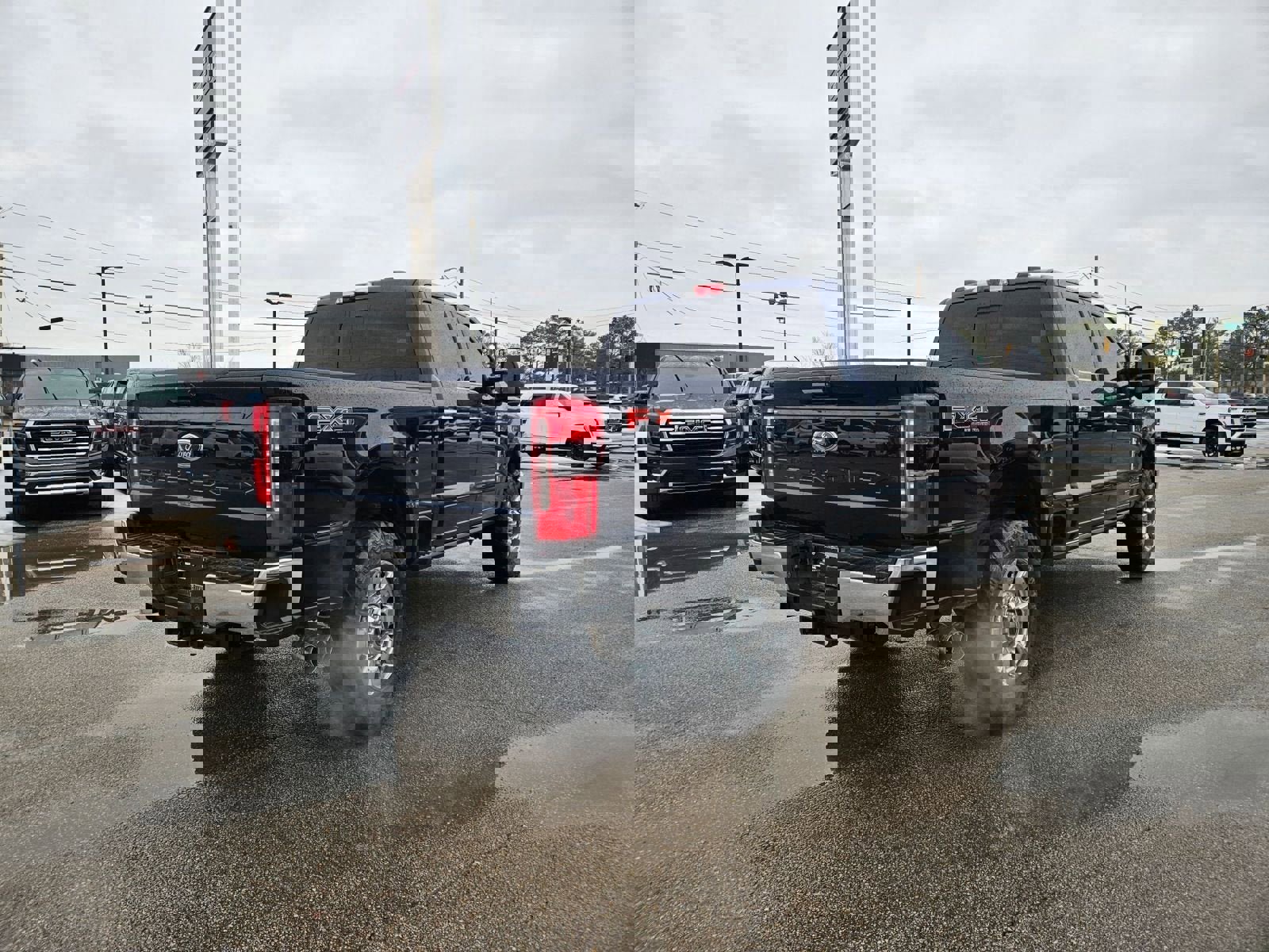 Used 2024 Ford F250 Lariat w/ Chrome Package image 37