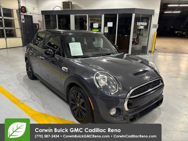 Used 2019 MINI Cooper S w/ Signature Upholstery Package FWD image 4