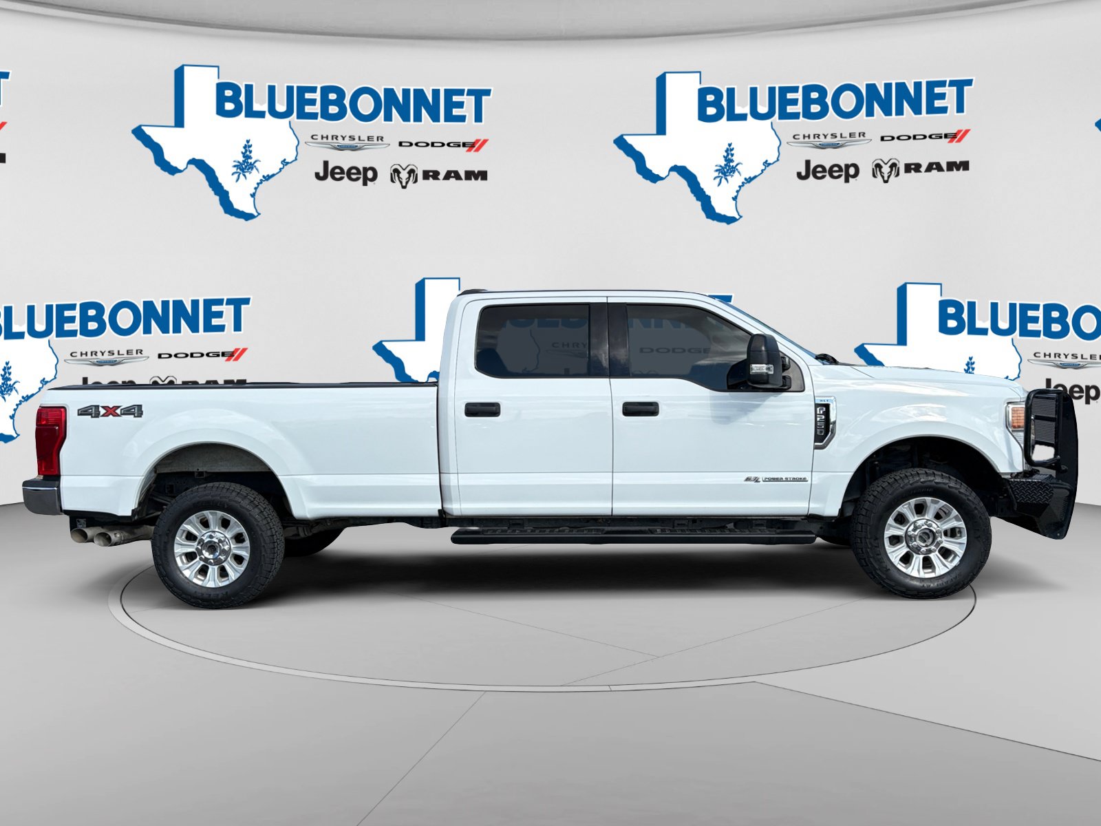 Used 2021 Ford F250 XLT AWD/4WD image 4