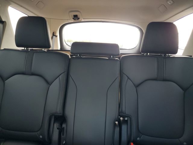 New 2025 Honda Pilot Touring image 21