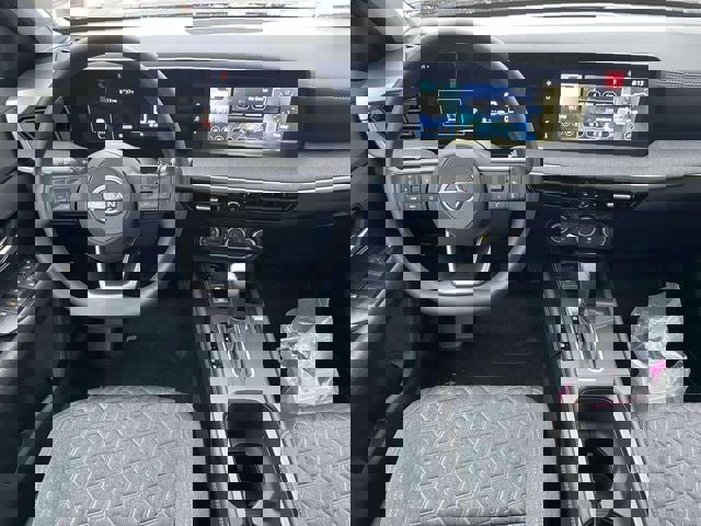 New 2025 Nissan Kicks SV w/ SV Premium Package image 12