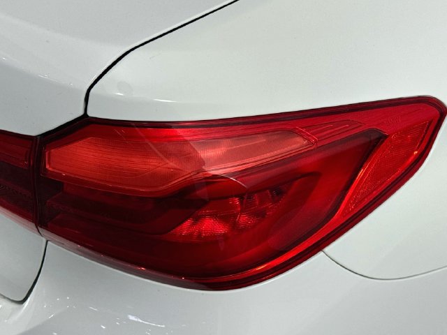 Used 2019 BMW 530i RWD image 31