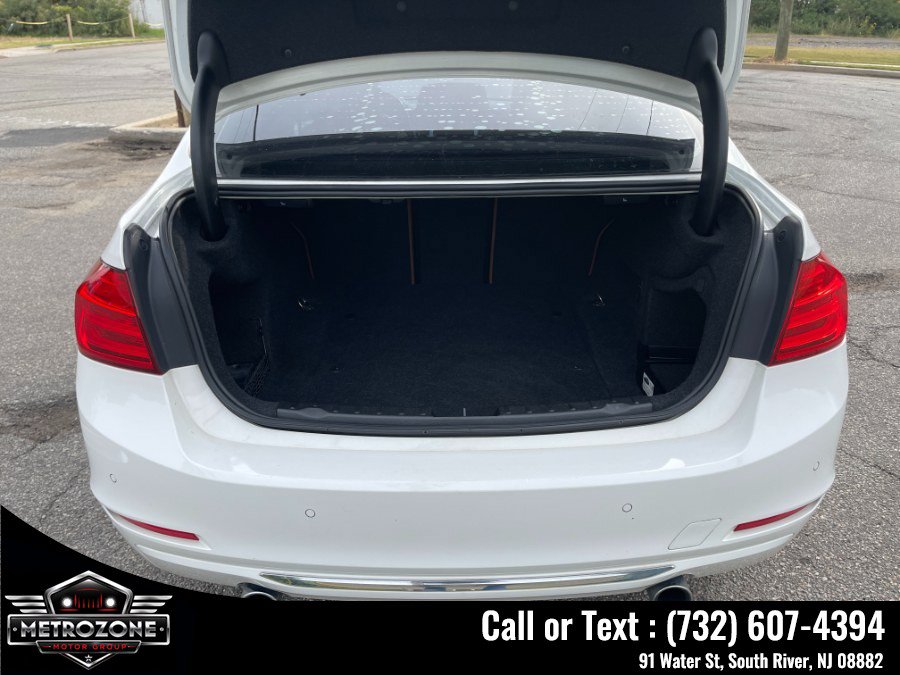 Used 2015 BMW 335i xDrive Sedan AWD/4WD image 16