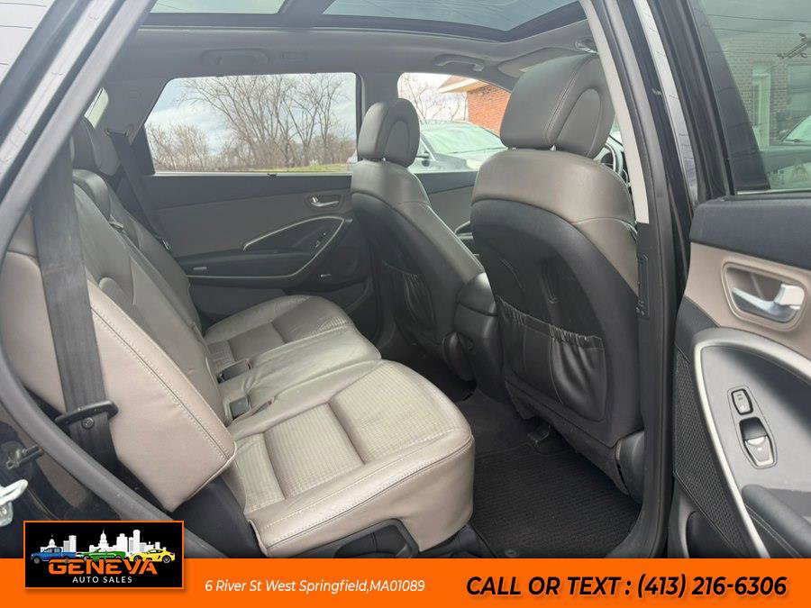 Used 2014 Hyundai Santa Fe GLS image 12