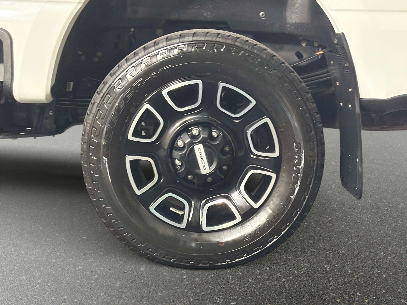 Used 2025 Ford F350 Platinum AWD/4WD image 13