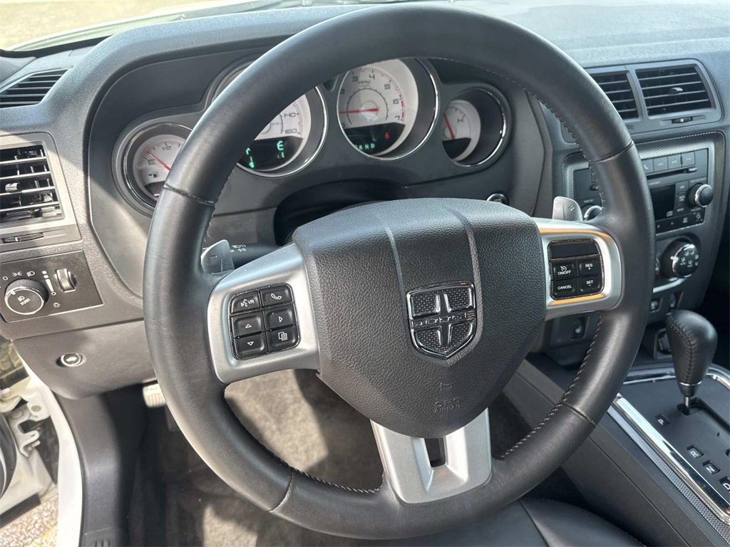 Used 2013 Dodge Challenger R/T image 24