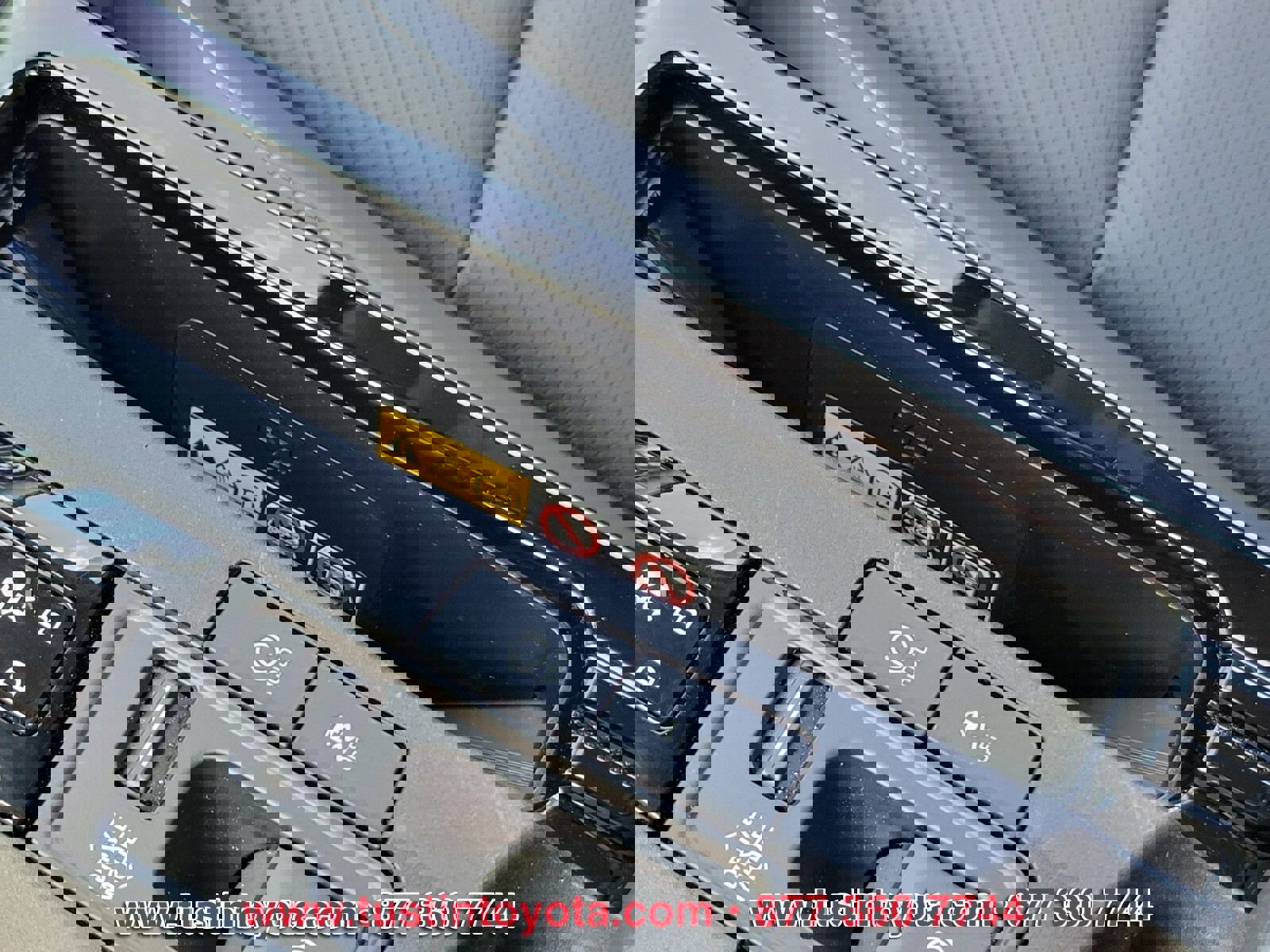 Used 2026 Toyota Prius Plug-In Hybrid FWD image 25