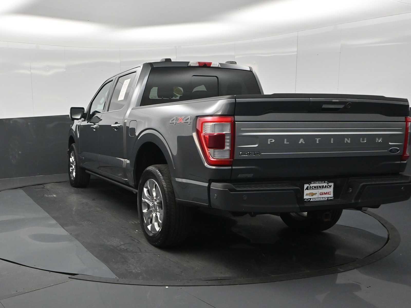 Used 2022 Ford F150 Platinum w/ Equipment Group 701A High AWD/4WD image 8