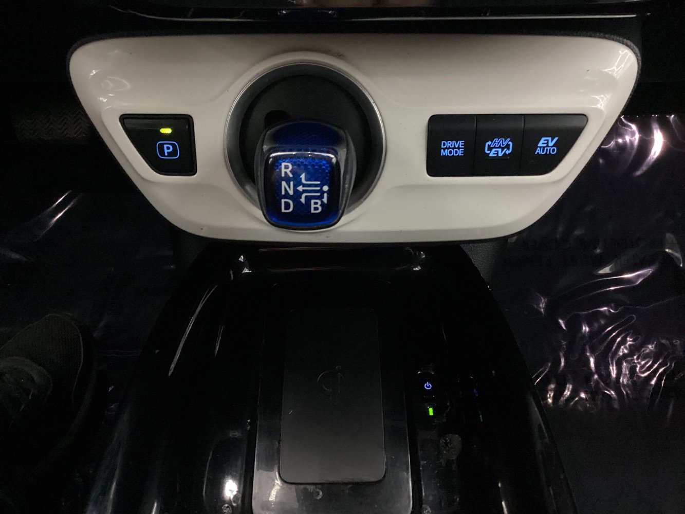 Used 2017 Toyota Prius Prime Premium w/ Carpet Mat Package image 35