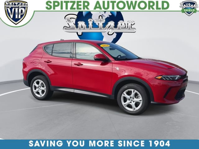 Used 2024 Dodge Hornet GT w/ Cold Weather Group AWD/4WD image 2