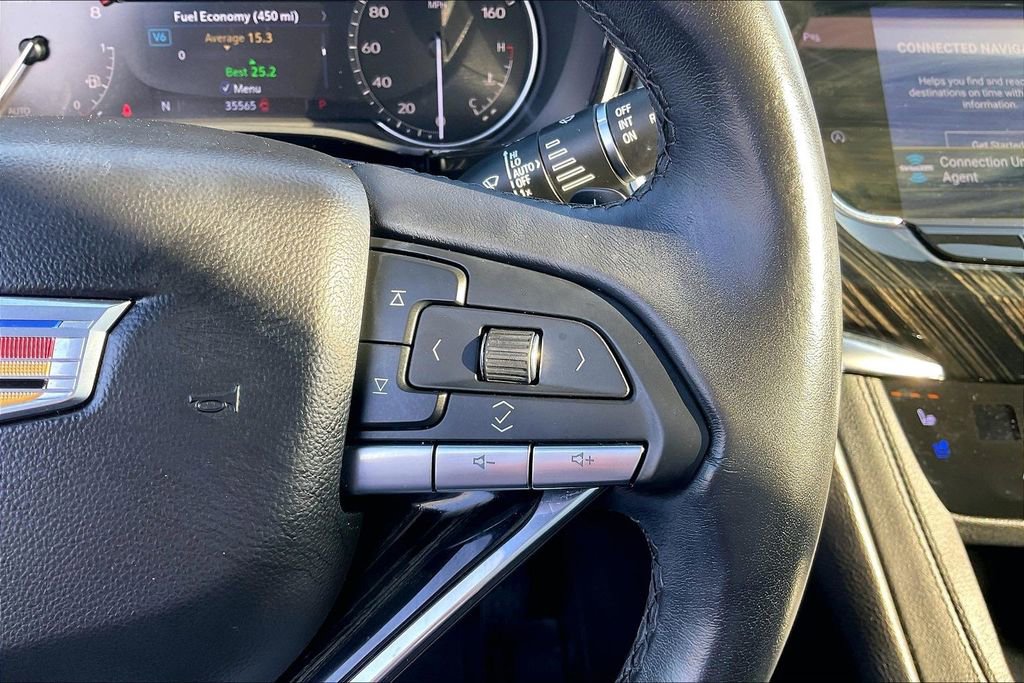 Used 2023 Cadillac XT6 Premium Luxury image 14