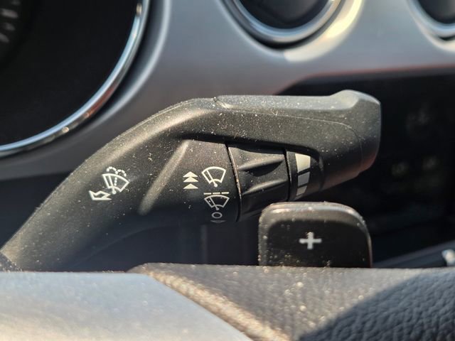 Used 2015 Ford Mustang Premium RWD image 39