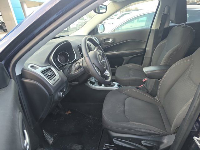Used 2018 Jeep Compass Sport w/ Tech Group image 15