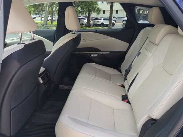Certified 2024 Lexus RX 350 FWD w/ Convenience Package image 13