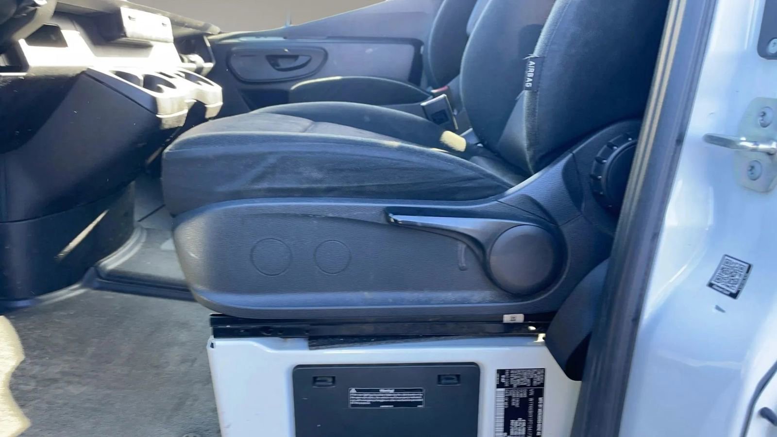 Used 2023 Mercedes-Benz Sprinter 2500 image 20