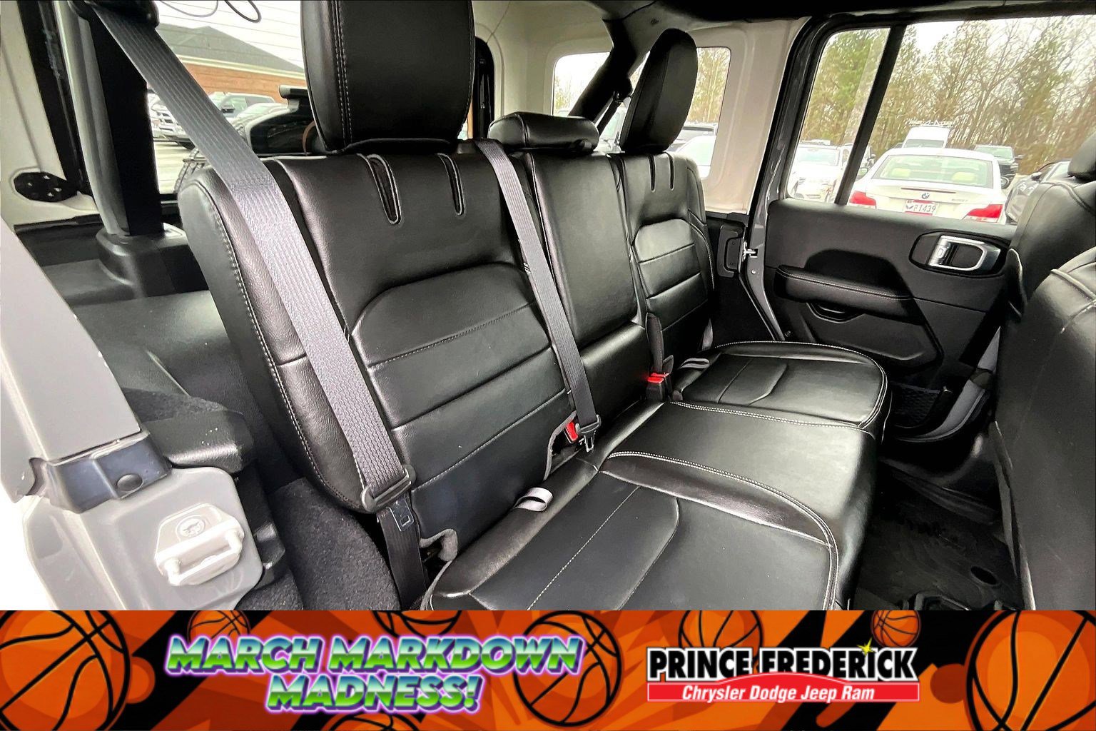 Used 2023 Jeep Wrangler Sahara w/ Cold Weather Group image 20