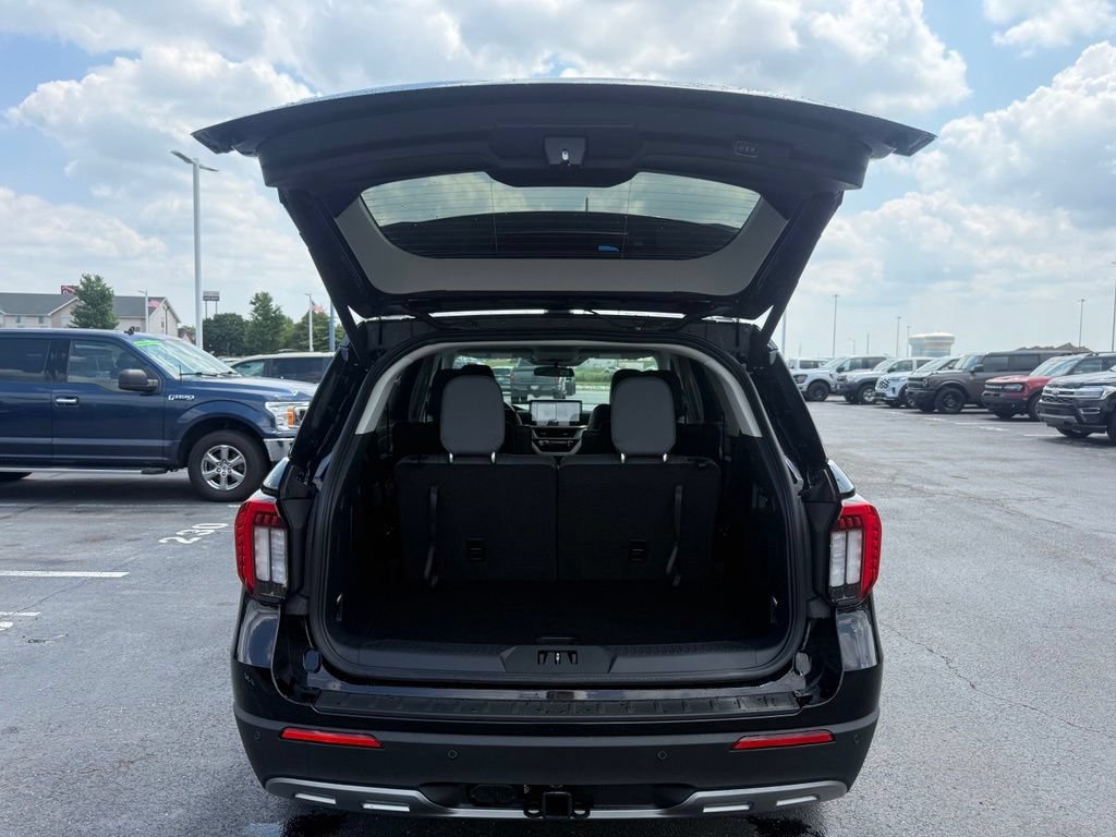 New 2026 Ford Explorer Active w/ Active Comfort Package AWD/4WD image 46