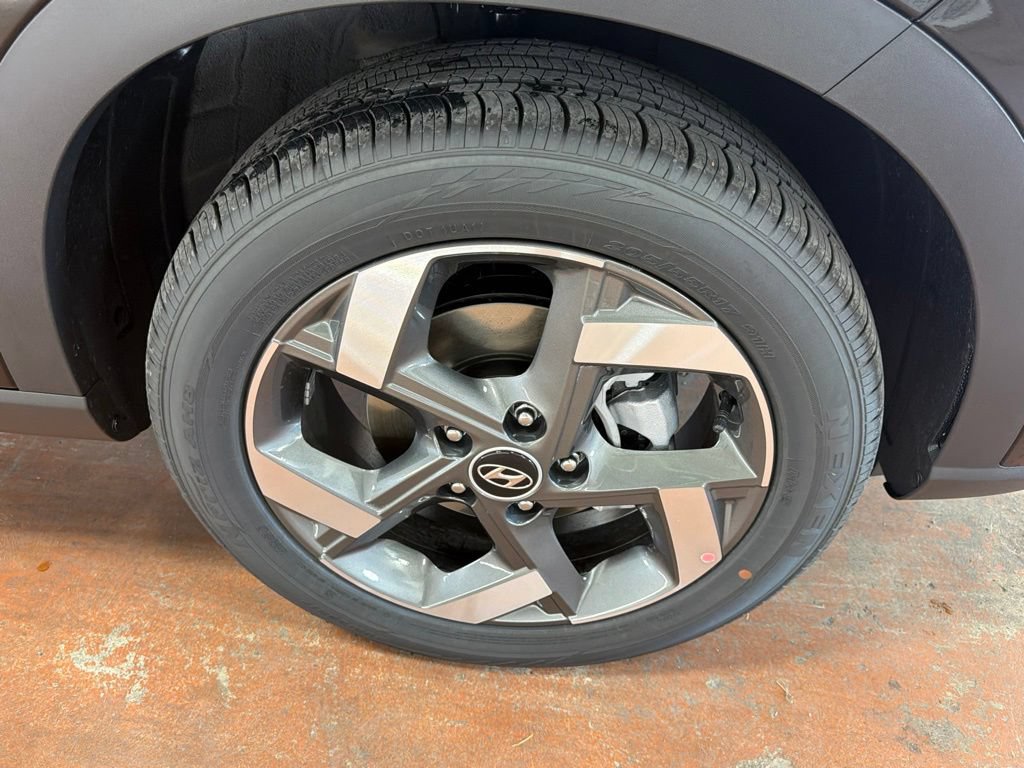 New 2026 Hyundai Venue SEL FWD image 10