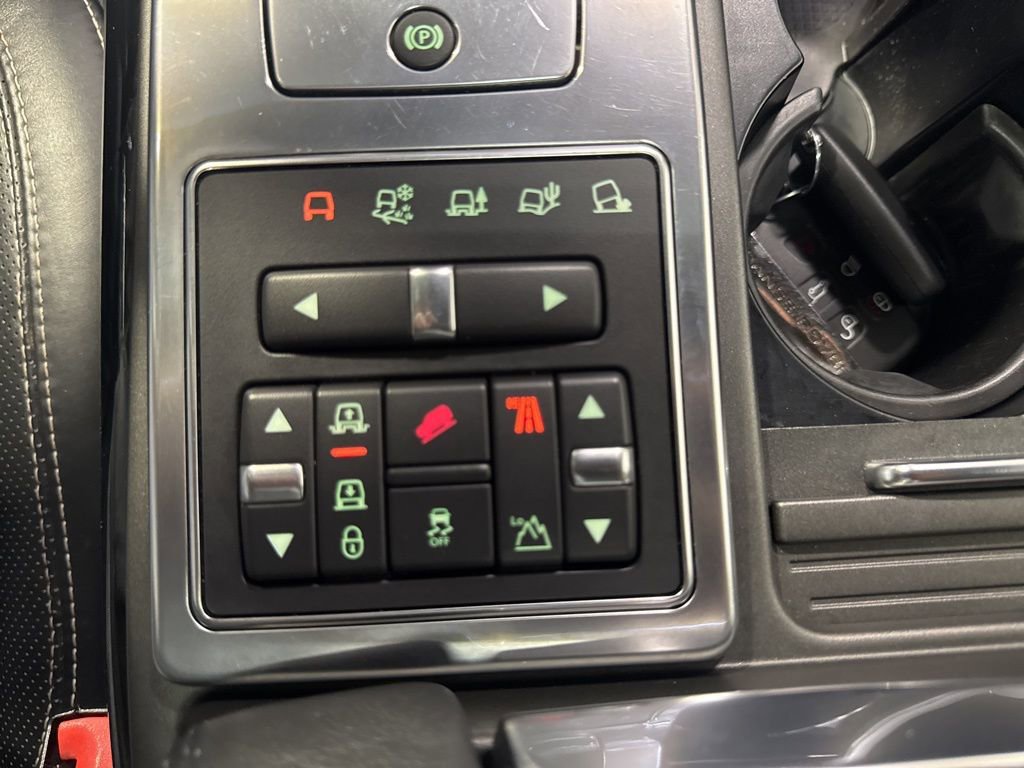 Used 2013 Land Rover Range Rover Sport HSE LUX w/ Luxury Interior Pkg AWD/4WD image 24