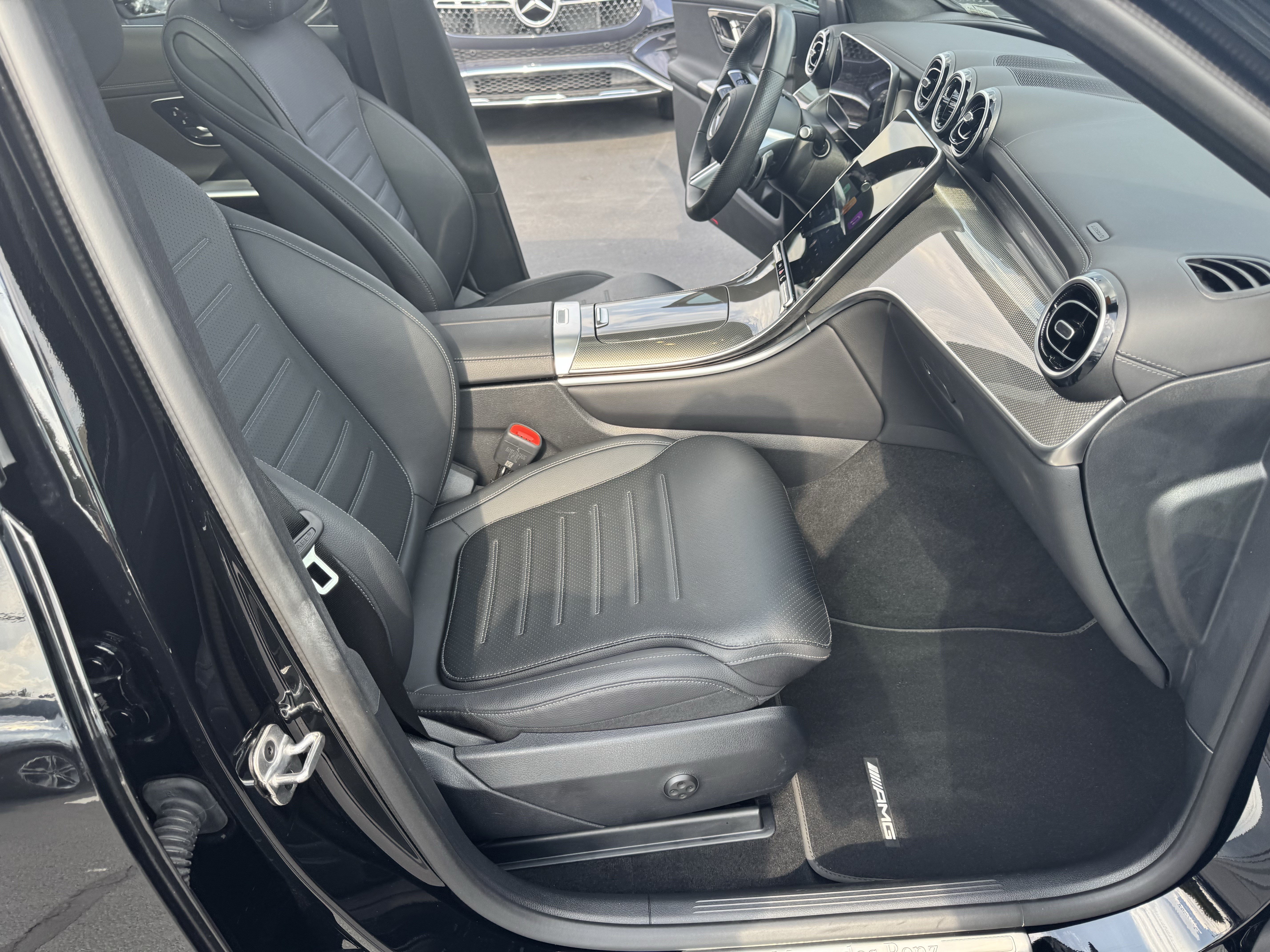 Certified 2026 Mercedes-Benz GLC 300 image 35
