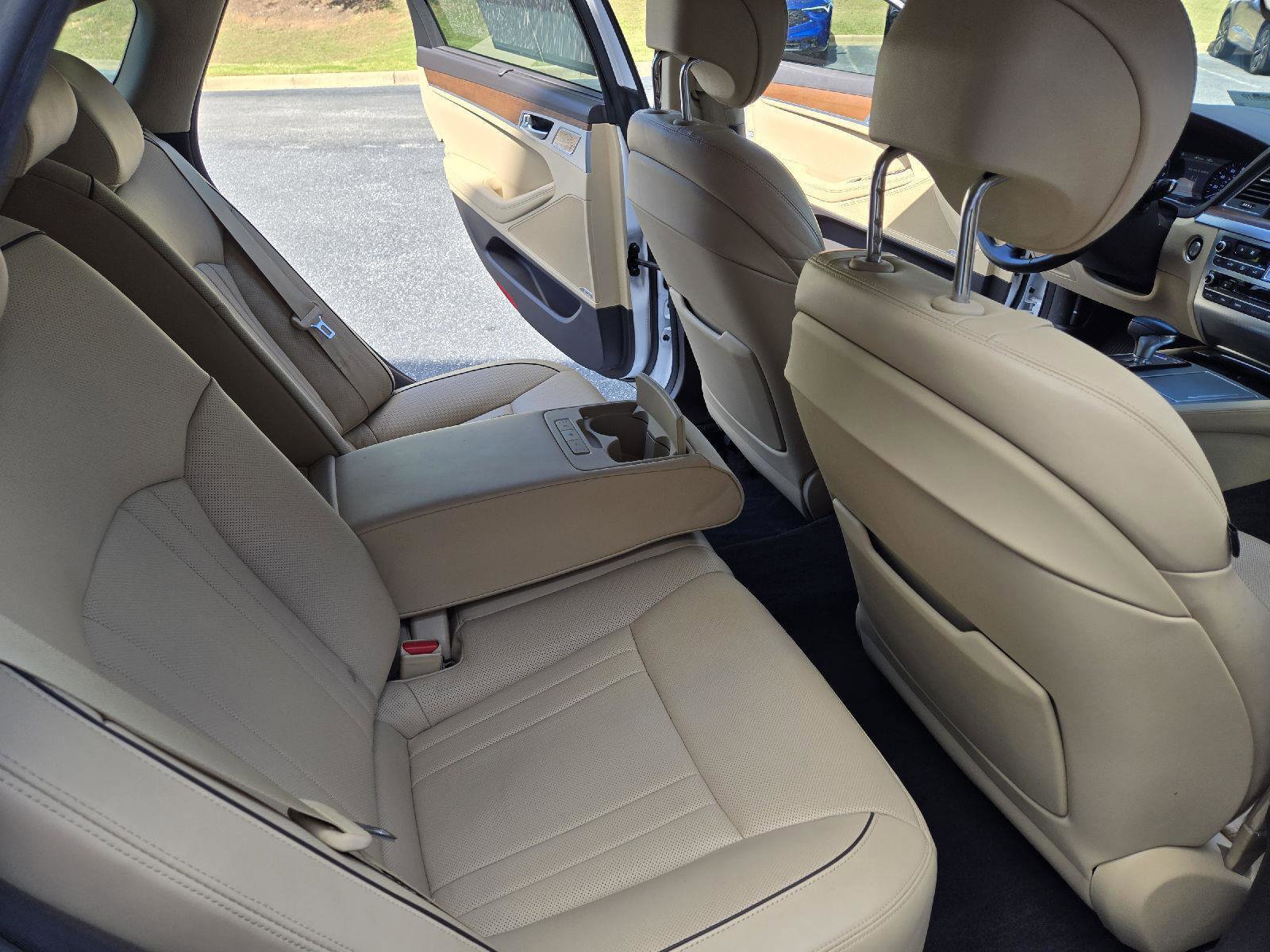 Used 2018 Genesis G80 3.8 w/ Option Group 03 RWD image 25