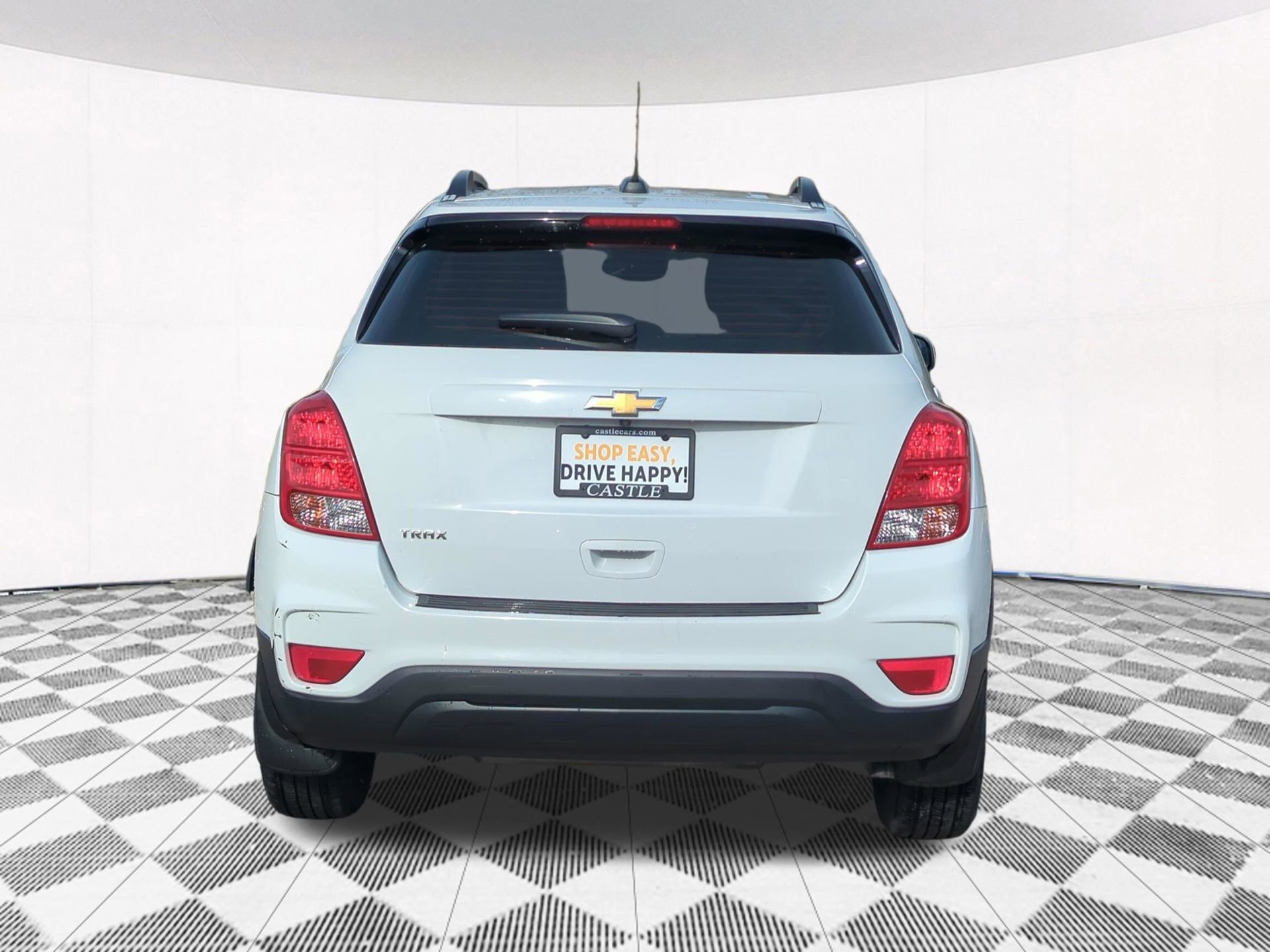 Used 2017 Chevrolet Trax LS image 2