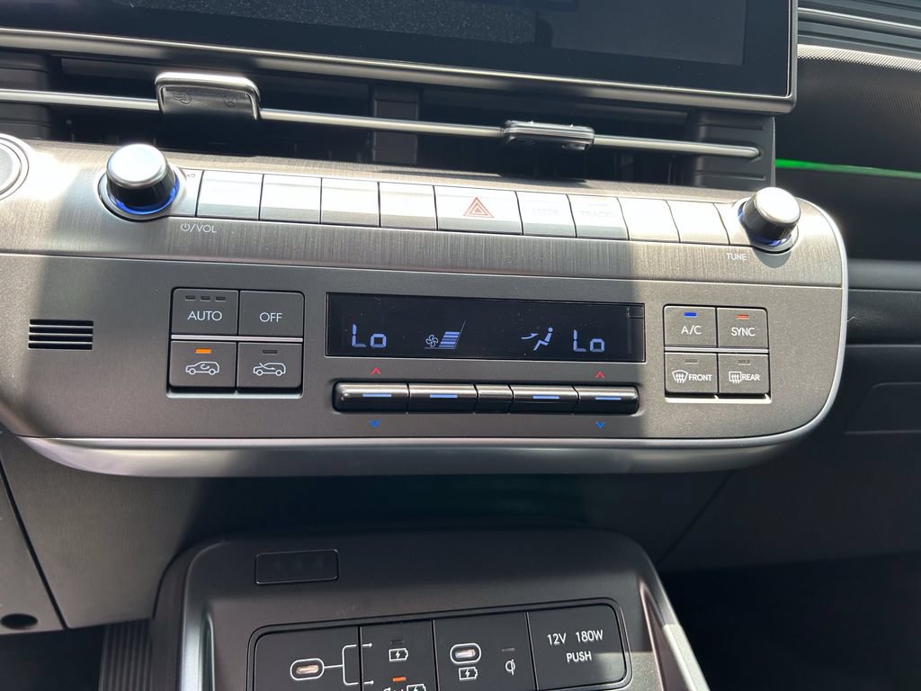 New 2026 Hyundai Kona Limited FWD image 28