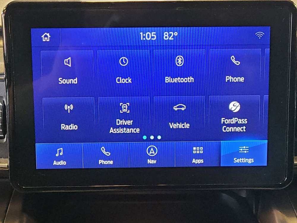 Used 2020 Ford Explorer XLT w/ Equipment Group 202A image 25