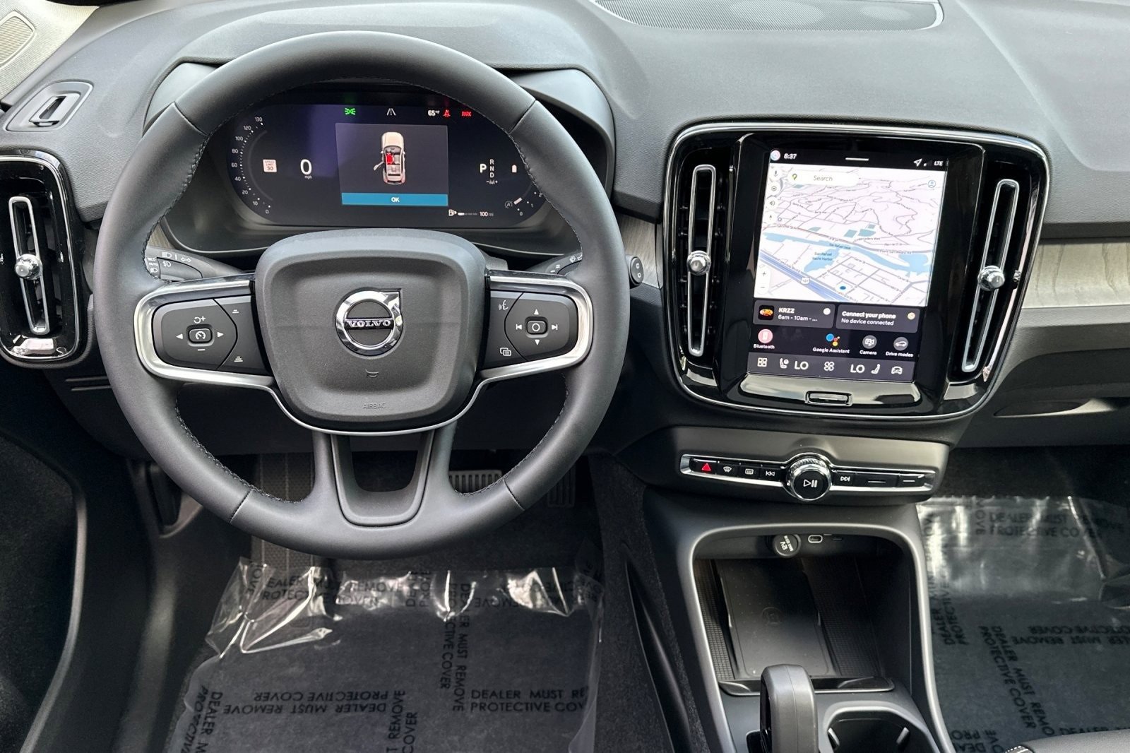 New 2026 Volvo XC40 B5 Core w/ Climate Package image 16