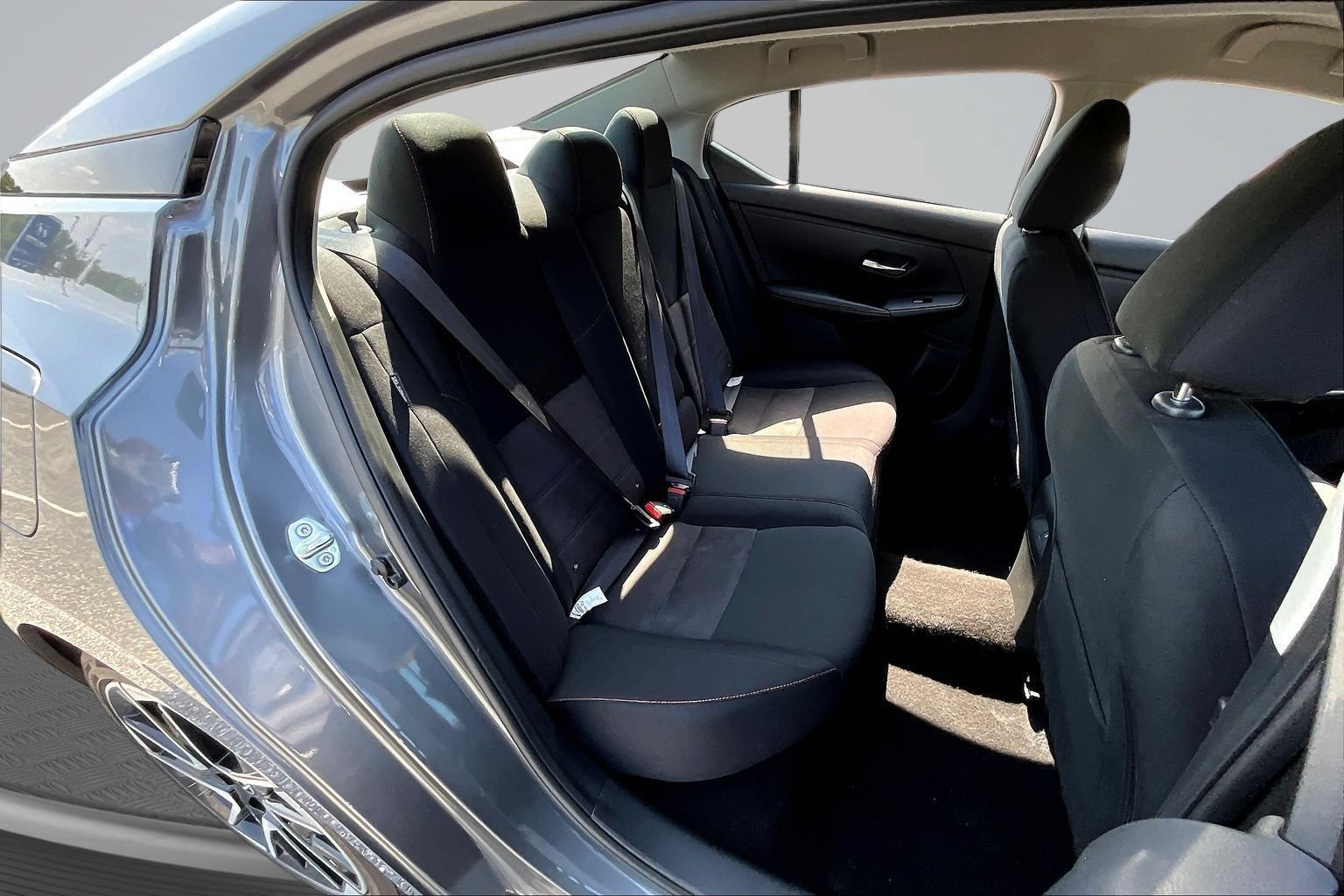 Used 2025 Nissan Sentra SR FWD image 24