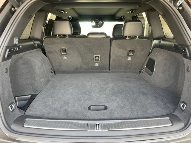 Used 2022 Jeep Grand Cherokee Overland RWD image 29