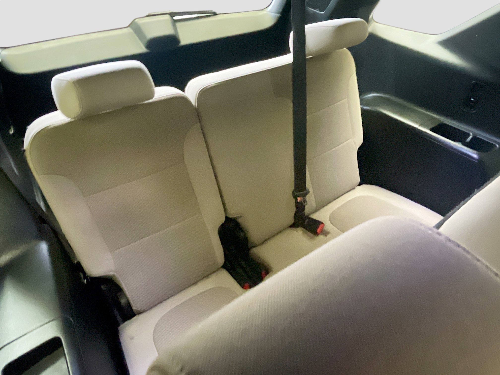 Used 2022 Chevrolet Traverse LS image 17