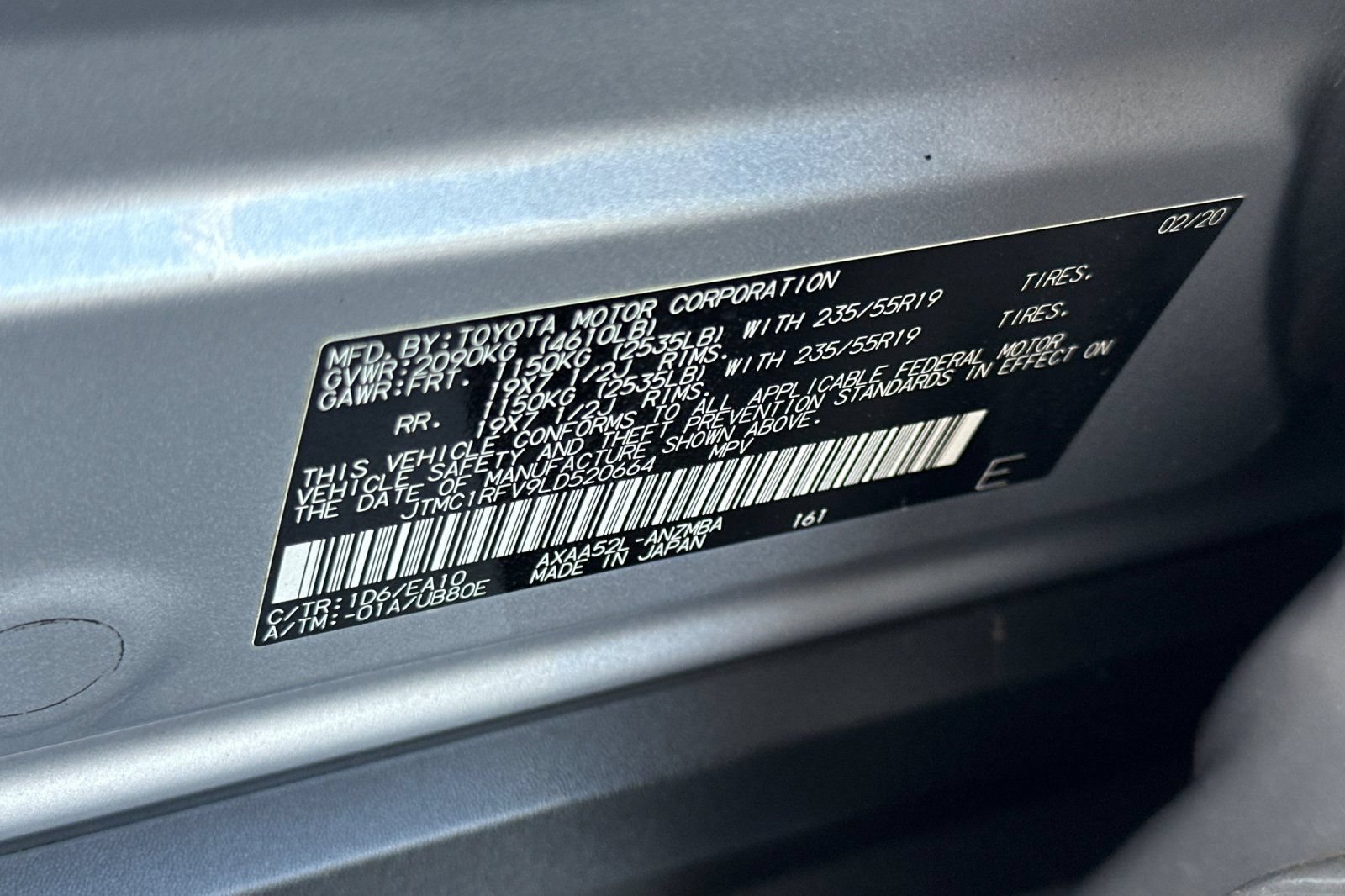 Used 2020 Toyota RAV4 XLE Premium FWD image 54